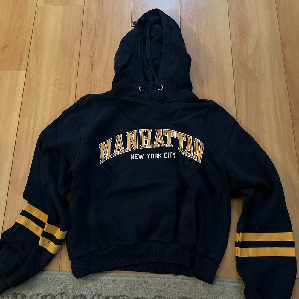 Divided Sweatshirt Small